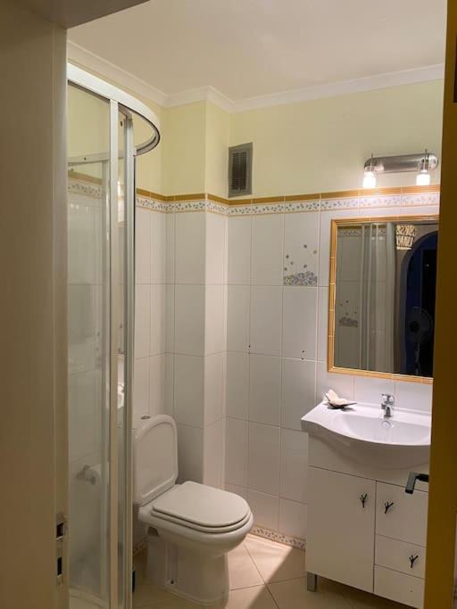 Charming Two Bedroom Apartment Carvoeiro  Exteriör bild
